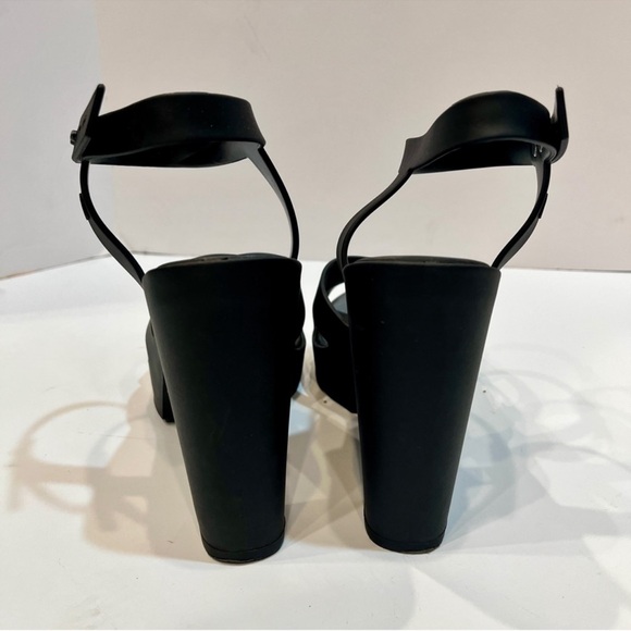 Melissa Black Strappy Heels - Picture 6 of 8